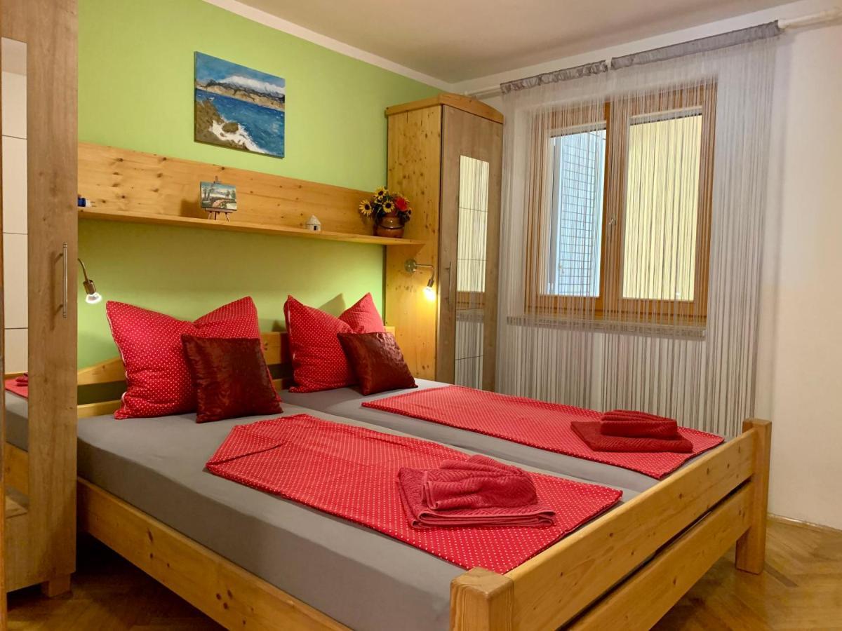 Apartments 4Mios Ražanac 外观 照片